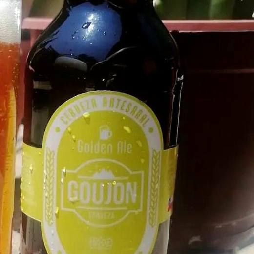 Golden Ale de Goujon en el Cajón del Maipo